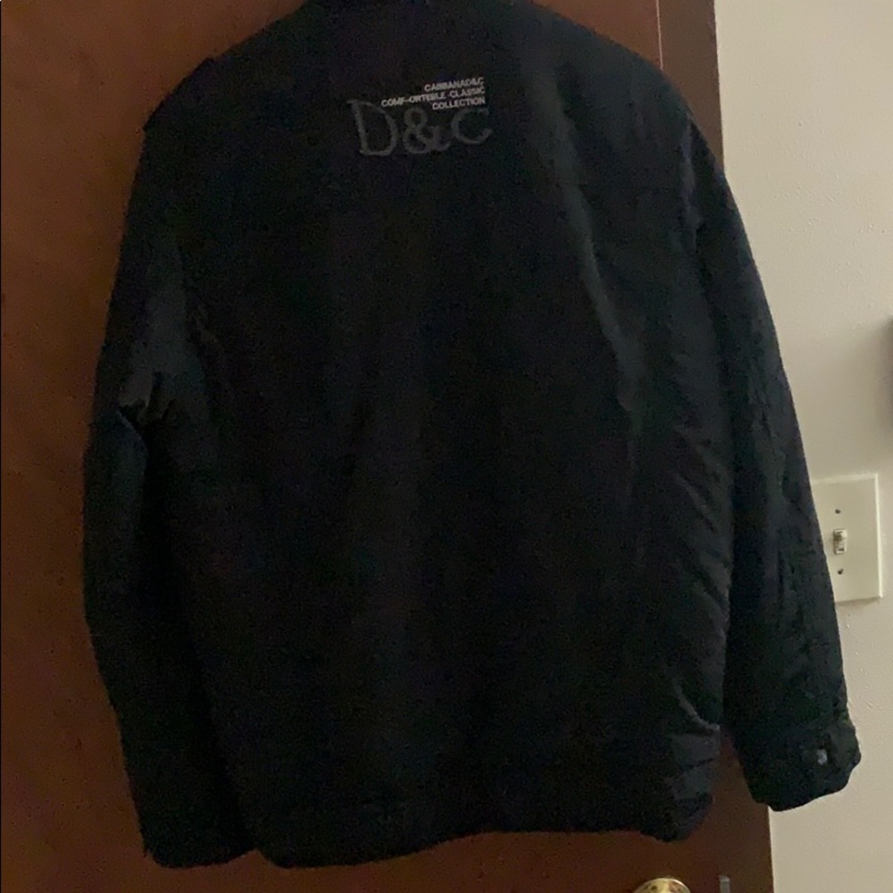 black jacket - Picture 2 of 5